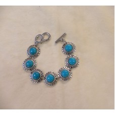 Dabīgo akmeņu rokassprādze